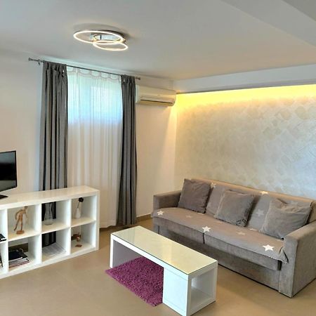 Villa Ax Umag Exteriér fotografie