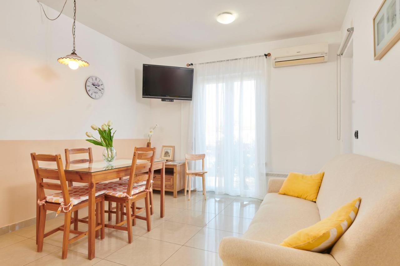 Villa Ax Umag Exteriér fotografie